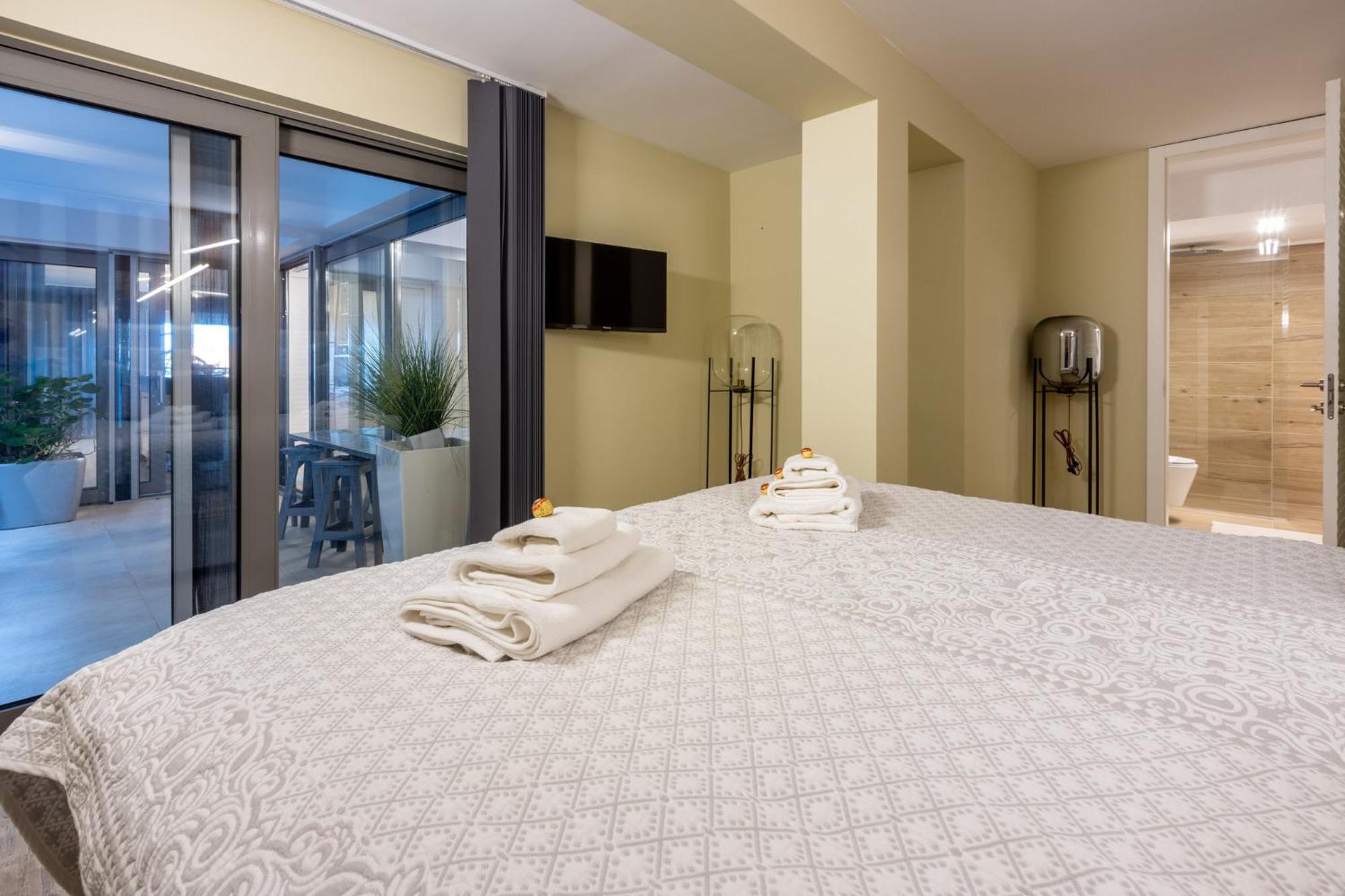 Panoramica Apartment With Whirlpool Crikvenica Exterior photo